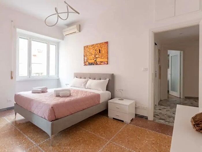 Appartamento monolocale in affitto in Via Macedonia, Roma