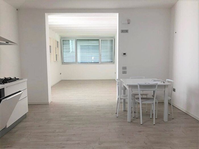 Appartamento bilocale in affitto in Via Malpaga, Olmo di Mira, Mira