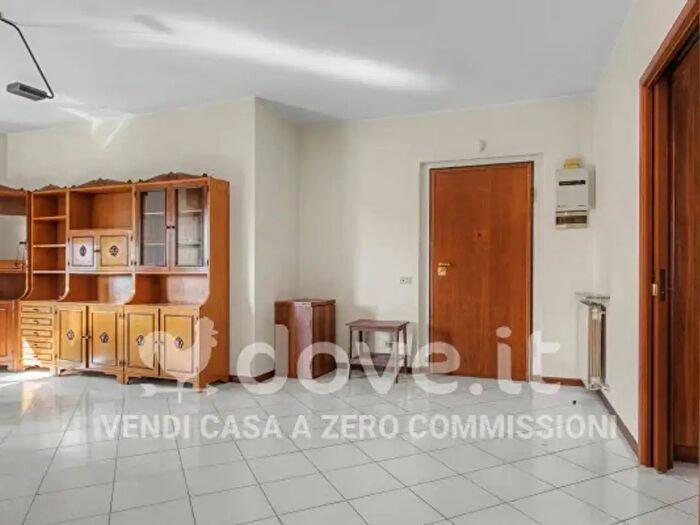 Appartamento quadrilocale in vendita in Via Papa Giovanni XXIII, Osio Sopra