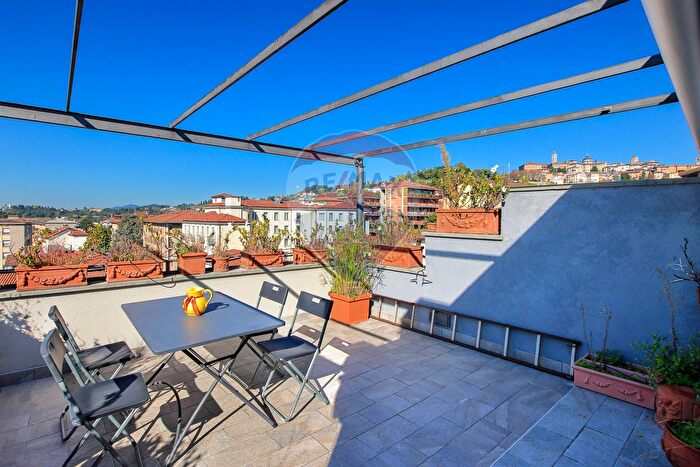 Appartamento quadrilocale in vendita in Bergamo