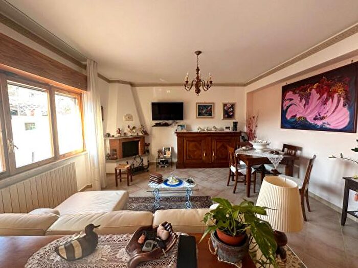 Appartamento quadrilocale in vendita in Via delle Fornaci, Monte Argentario