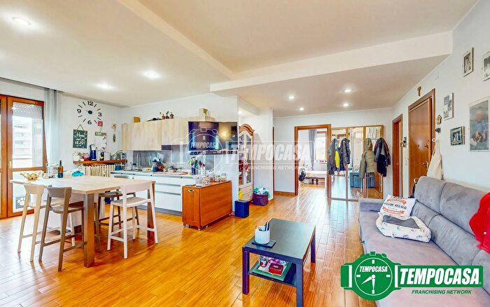 Appartamento quadrilocale in vendita in Valenza