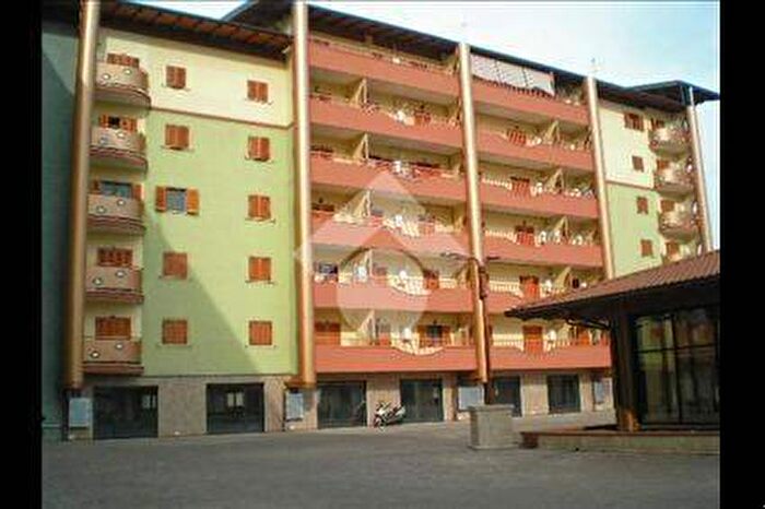 Appartamento quadrilocale in affitto in Via Naro, Maggiona Area Produttiva, Pomezia