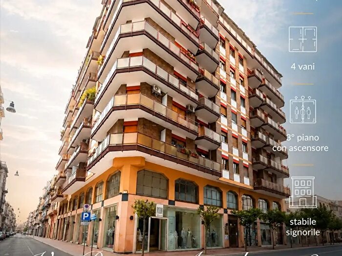 Appartamento quadrilocale in vendita in Via Principe Amedeo, Taranto