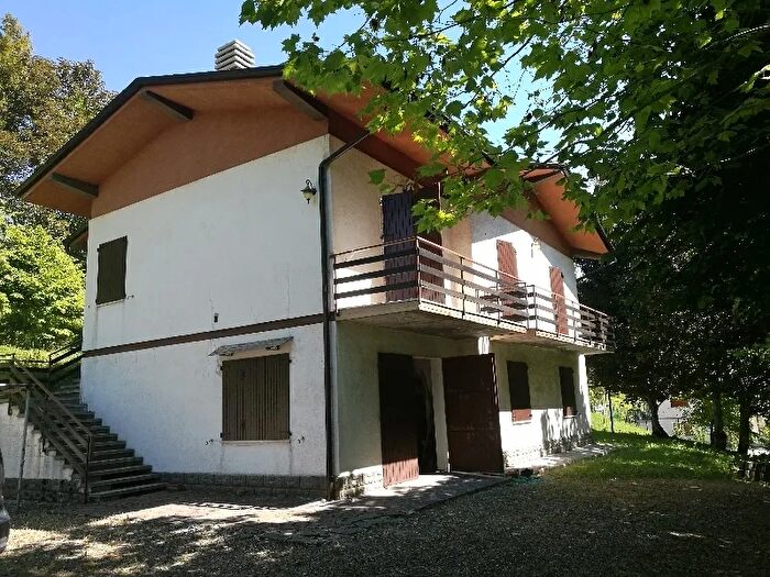 Casa con 7 locali in vendita in Castel DAiano