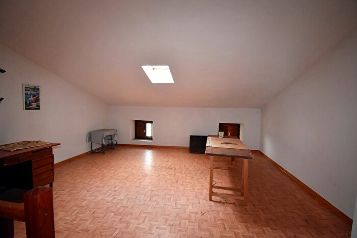 Casa quadrilocale in vendita in Via Laghi, Chiampo