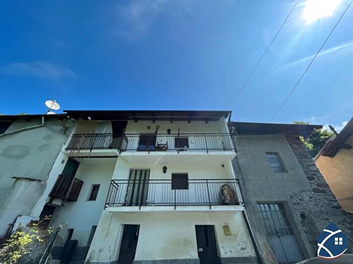 Casa trilocale in vendita in Pinasca