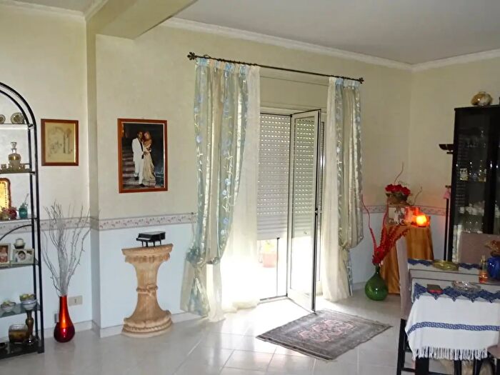 Appartamento quadrilocale in vendita in Via Antonino Corsaro, Camporotondo Etneo