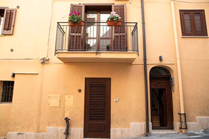Casa con 6 locali in vendita in Via delle Fosse Granarie, Castellammare Del Golfo