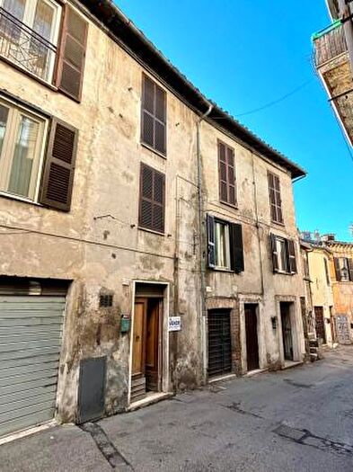 Casa bilocale in vendita in Via Giordano Bruno, Orte