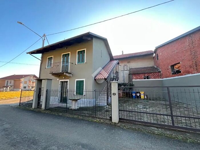 Appartamento bilocale in affitto in Via Indritti Fisca, San Francesco Al Campo