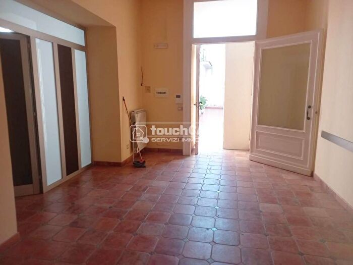 Appartamento trilocale in affitto in Via Seggio, Aversa