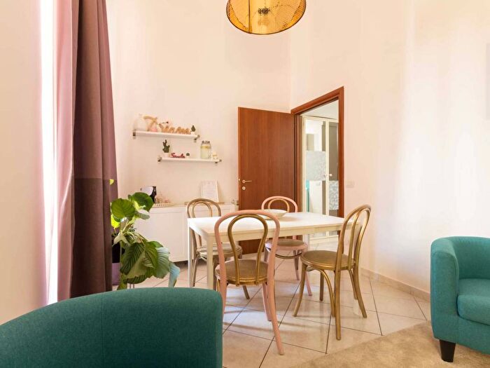 Appartamento bilocale in affitto in Piazza Vittorio Emanuele II, Esquilino, Roma