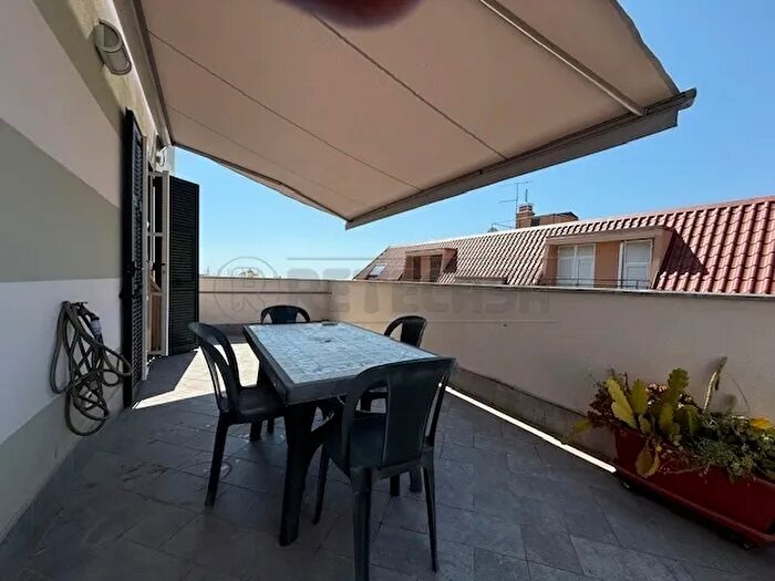 Appartamento quadrilocale in vendita in Via Tito Minniti, Loano