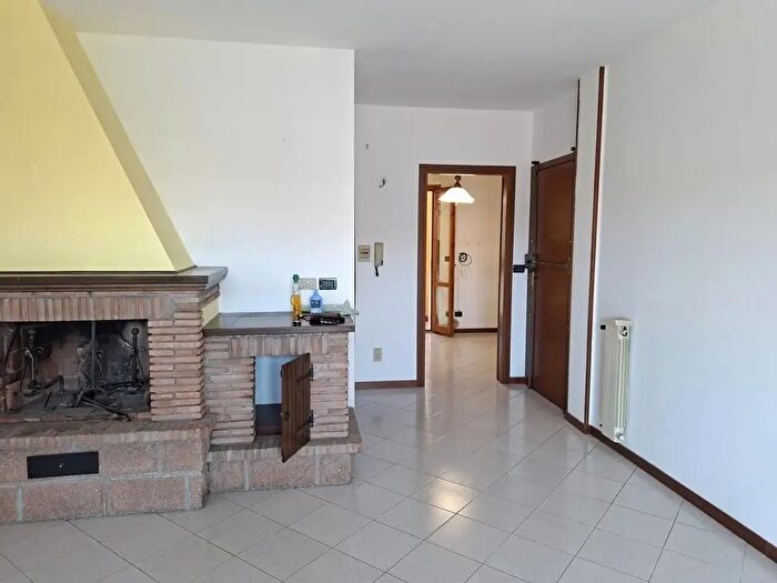 Appartamento trilocale in vendita in Cecina