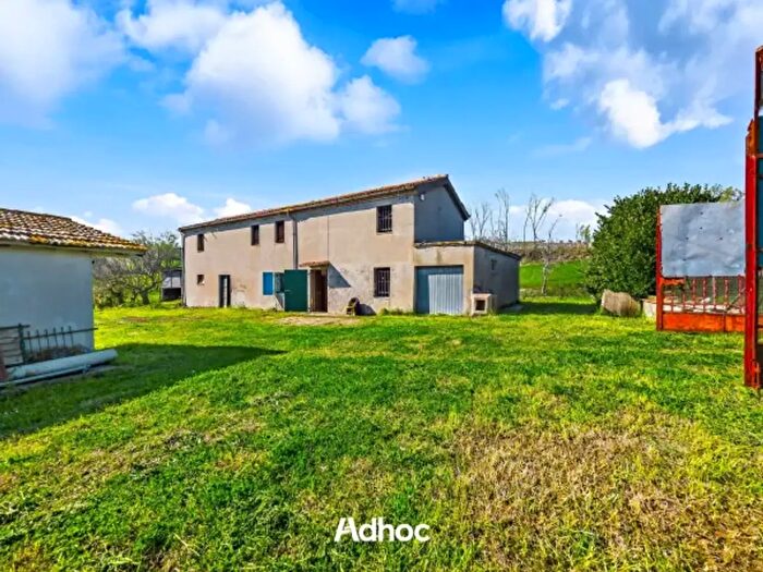 Casa con 6 locali in vendita in Località S Cesareo, Fano