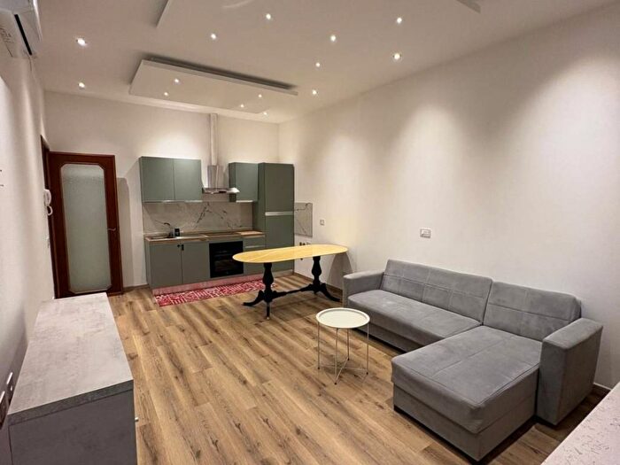 Appartamento trilocale in affitto in Via Alessandro Dufour, Carcare