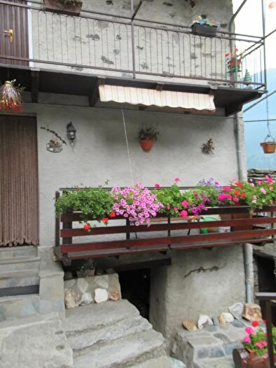 Casa quadrilocale in vendita in Torre Di Santa Maria