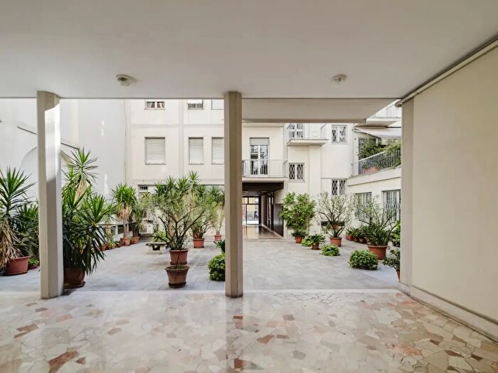 Appartamento in vendita in Strada Luigi Carlo Farini, Parma