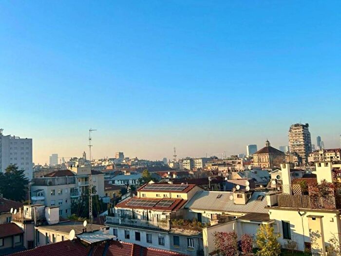 Appartamento bilocale in affitto in Piazza Cinque Giornate, Guastalla, Milano