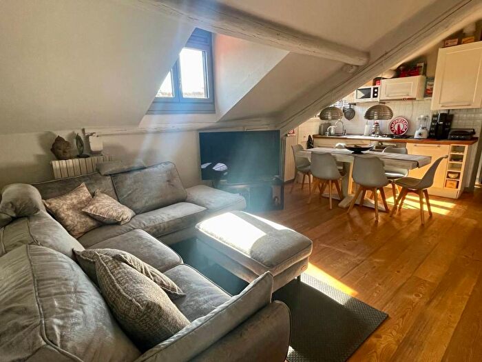 Casa trilocale in affitto in Via Benaco, Lodi Brenta, Milano