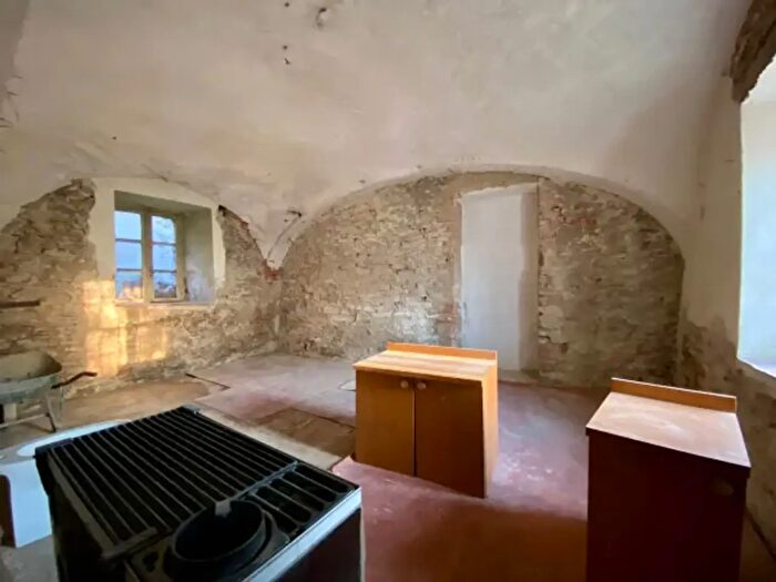 Casa quadrilocale in vendita in Via Ghiglini, Alba