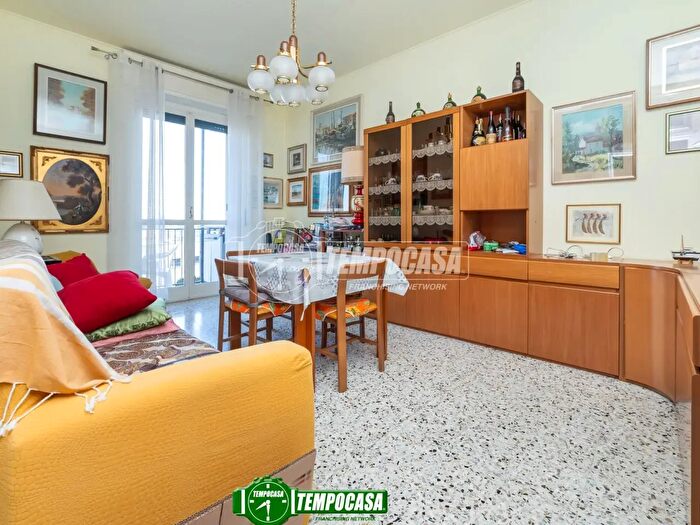 Appartamento bilocale in vendita in Via Lecco, Gessate