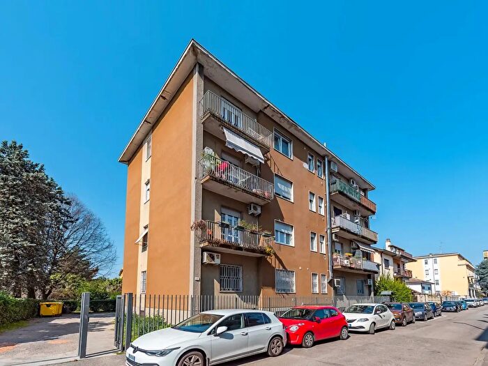 Appartamento bilocale in vendita in Via Goito, Rho