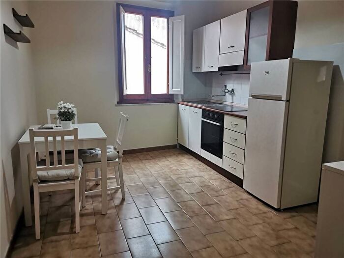 Appartamento trilocale in affitto in LEONARDO DA VINCI, Stazione Agenzia delle Entrate, Empoli