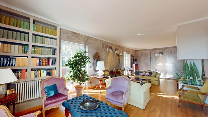 Casa con 16 locali in vendita in Strada Maddalena, Moncalieri