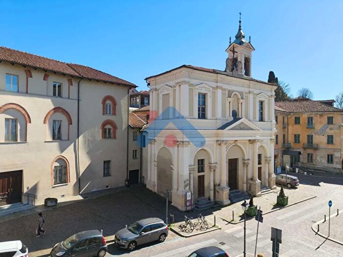 Appartamento trilocale in affitto in Vicolo Romano, Chieri