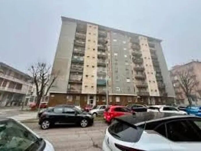 Appartamento trilocale in vendita in Via dei Lavoratori, Corsico