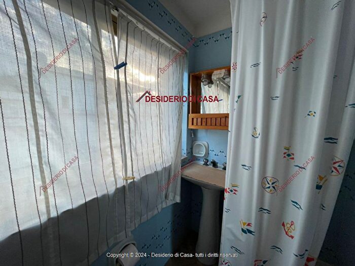 Appartamento trilocale in vendita in Portici