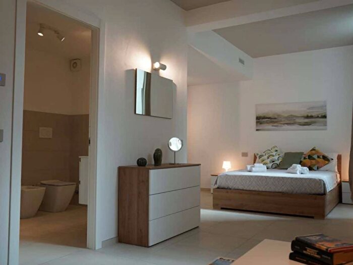 Appartamento bilocale in affitto in Via Cenisio, Cenisio, Milano