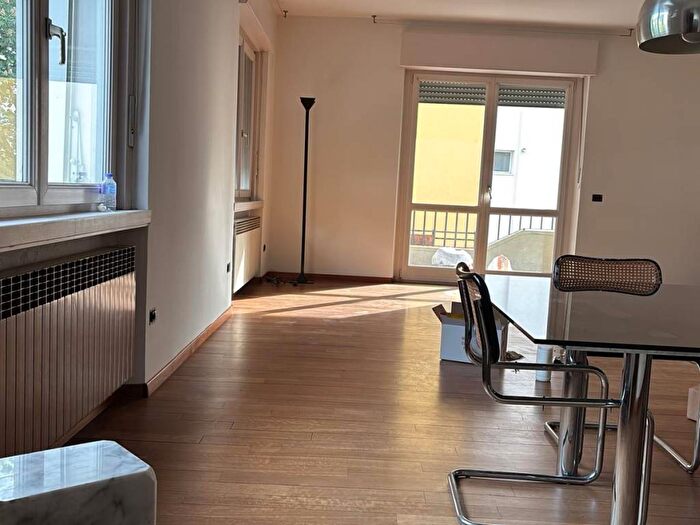 Appartamento trilocale in affitto in Viale Rovereto, San Camillo Lungofersina, Trento