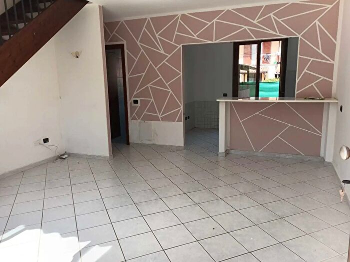 Casa con 8 locali in vendita in Mulazzo