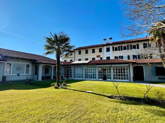 Casa quadrilocale in vendita in Ronchis