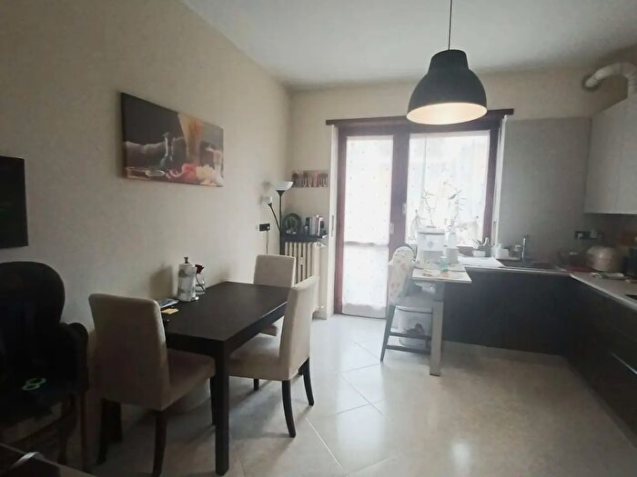 Appartamento trilocale in affitto in Santena