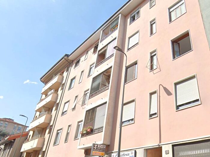 Appartamento bilocale in affitto in Via Bolzano, Rovereto, Milano