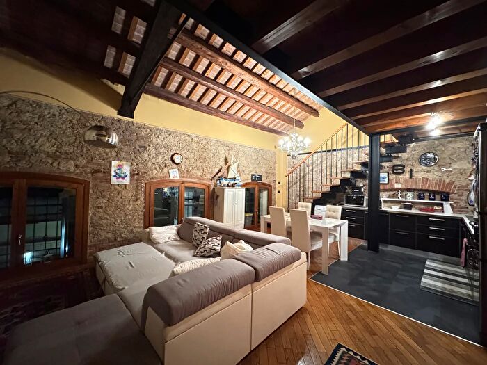 Appartamento trilocale in vendita in Via Matteotti, Noventa Vicentina