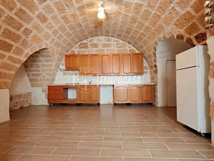 Casa monolocale in vendita in Via Zaffiro, Gioia Del Colle