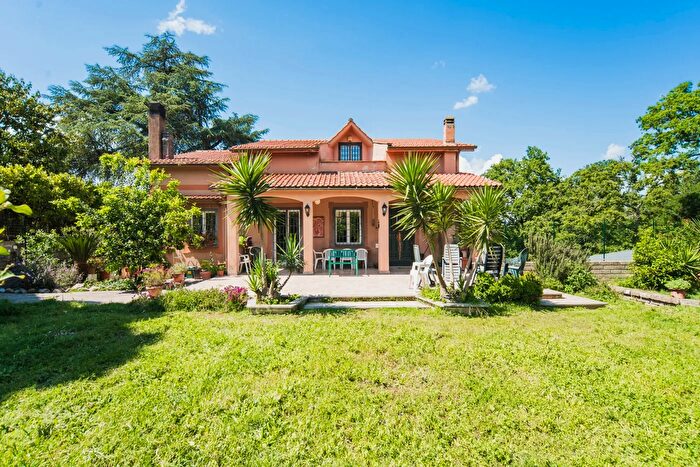 Casa con 5 locali in vendita in Via di Grottefranca, Formello