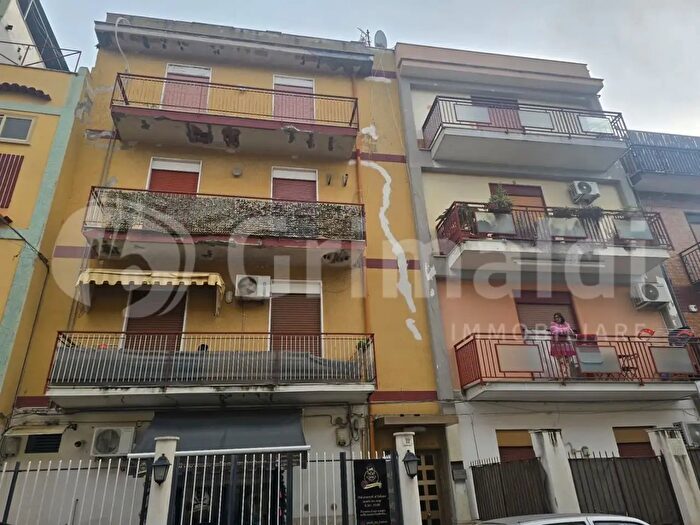 Appartamento quadrilocale in vendita in Via G Gorgone, Palermo