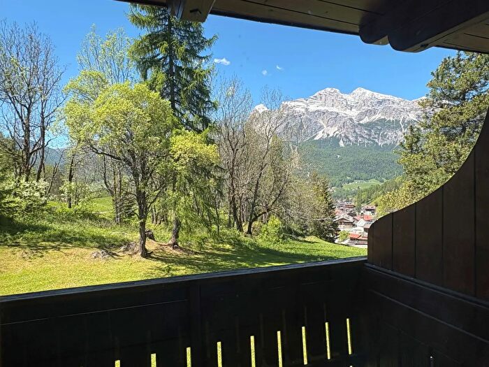 Appartamento quadrilocale in vendita in Cortina D'Ampezzo