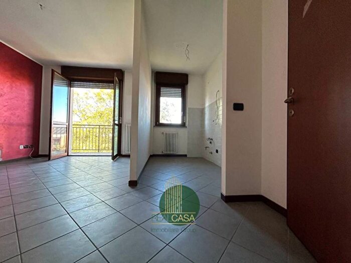 Appartamento bilocale in affitto in Via Cadore, Cardano al Campo