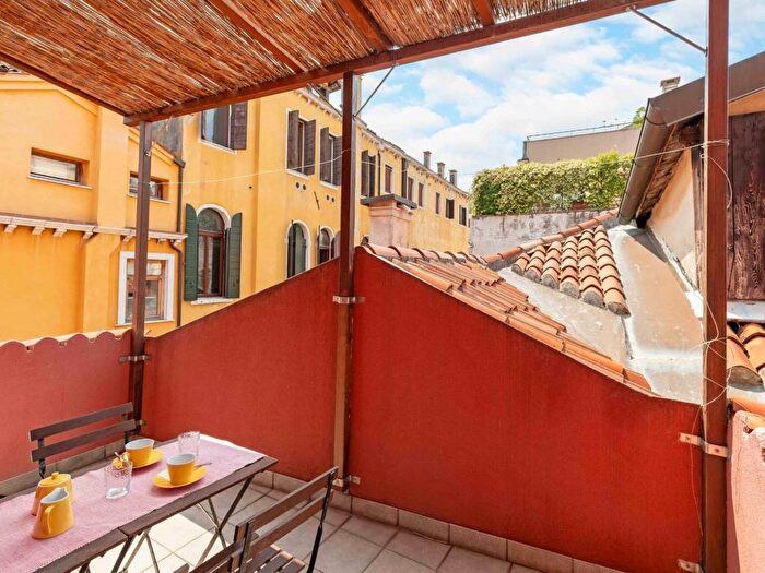 Appartamento bilocale in affitto in San Marco, Venezia