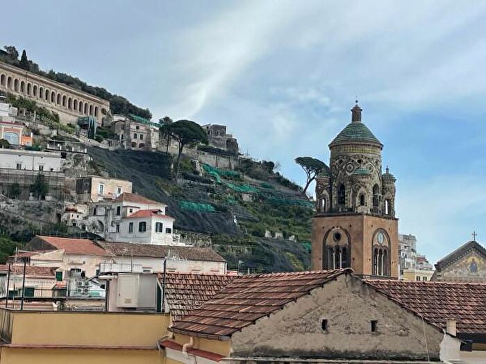 Appartamento quadrilocale in vendita in Salita Truglio, Amalfi