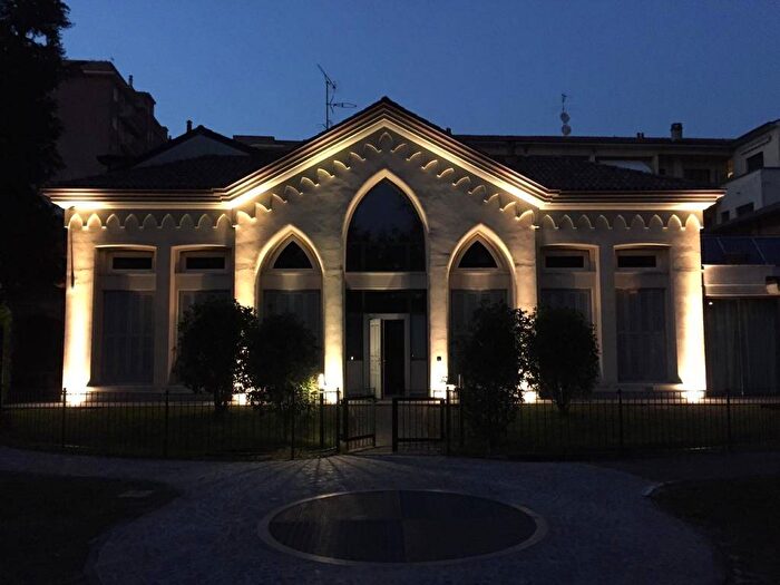 Casa quadrilocale in affitto in Piazza Martiri di Fossoli, Desio