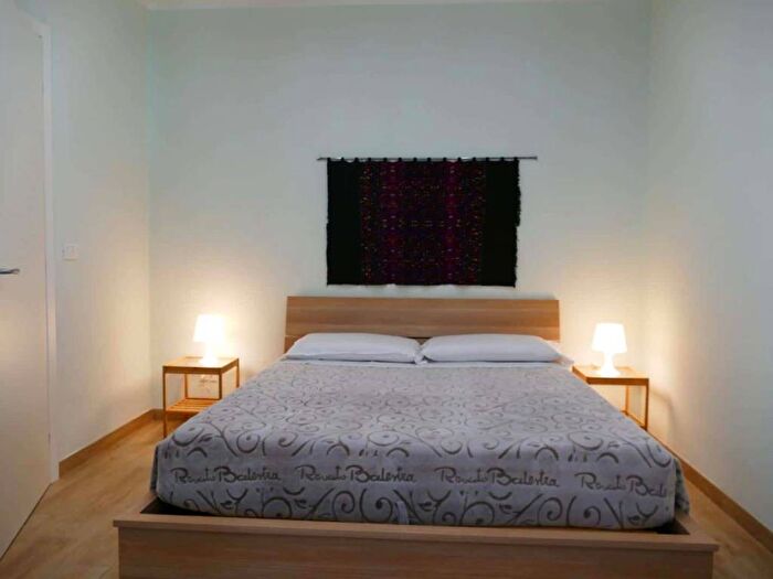 Appartamento trilocale in affitto in Via Pietro Baiardi, Nizza Millefonti, Torino