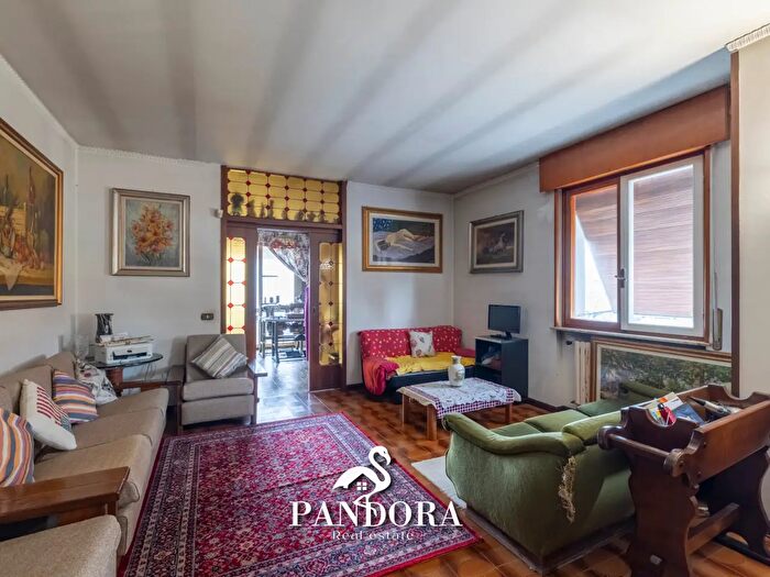 Appartamento in vendita in Via Trasimeno, Cardano Al Campo